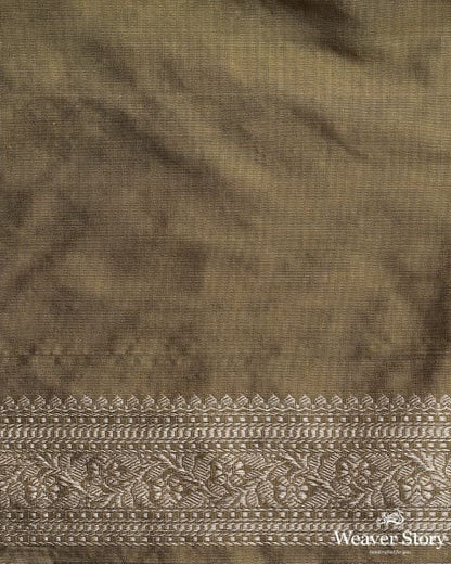Olive_Green_Handloom_Pure_Katan_Silk_Banarasi_Saree_with_Aada_Sona_Rupa_Jaal_WeaverStory_05