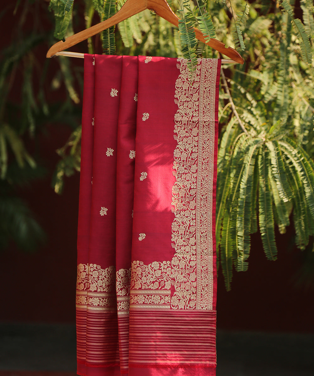 Maroon_Handloom_Pure_Katan_Silk_Banarasi_Dupatta_with_Gold_Zari_Booti_WeaverStory_01