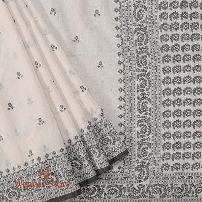 Hand_Spun_and_Hand_Woven_Pure_Cotton_Jamdani_Saree_in_White_with_Black_Thread_WeaverStory_01