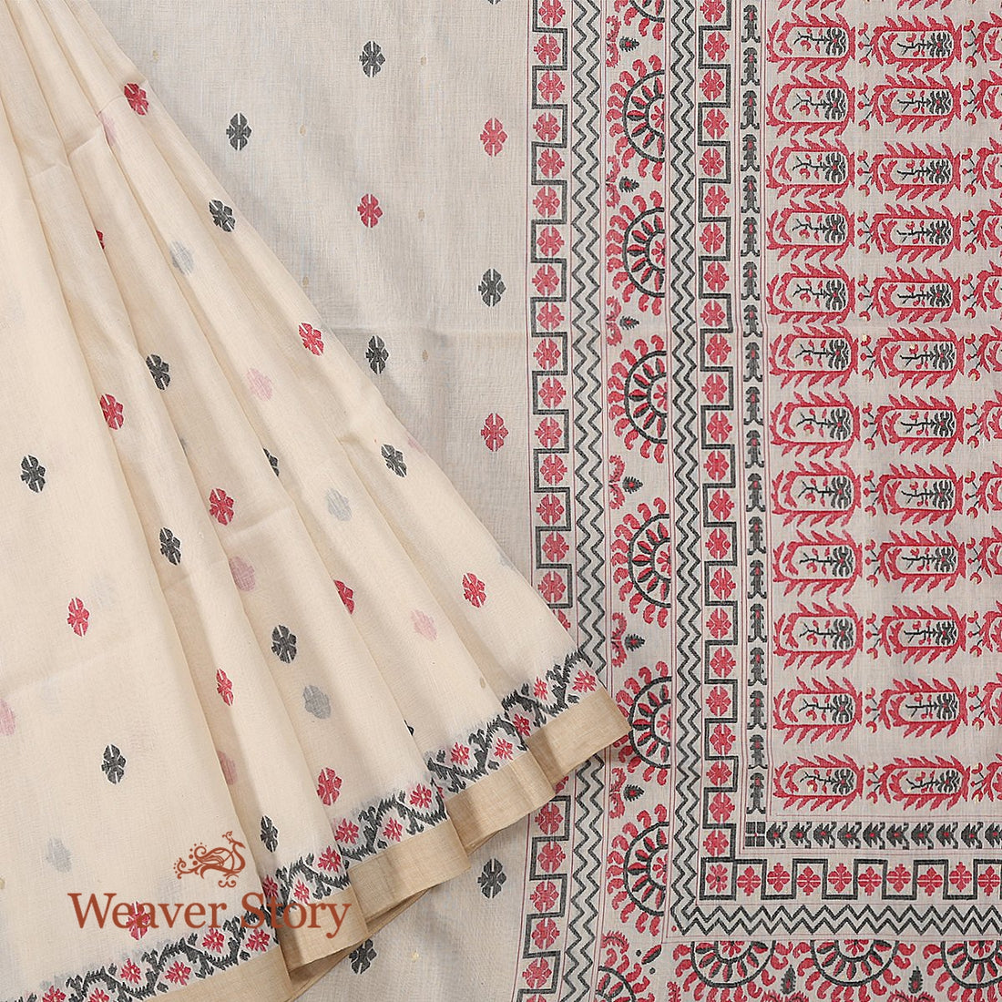 Beige_Hand_Spun_and_Hand_Woven_Cotton_Jamdani_Saree_with_Red_and_Black_Border_WeaverStory_01