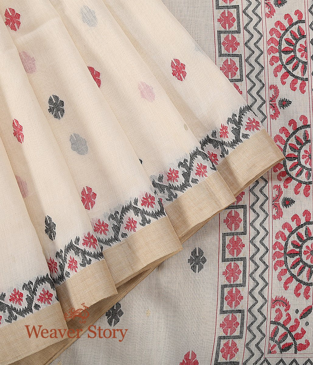Beige_Hand_Spun_and_Hand_Woven_Cotton_Jamdani_Saree_with_Red_and_Black_Border_WeaverStory_04