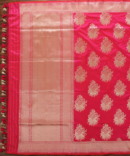 Rani_Pink_Handloom_Banarasi_Katan_Silk_Dupatta_with_Floral_Bunches_WeaverStory_02