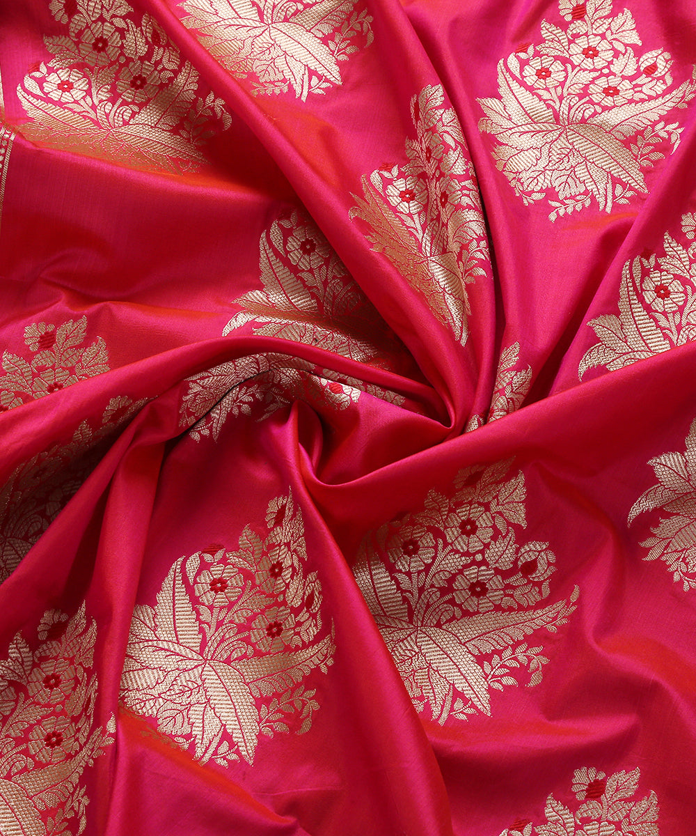 Rani_Pink_Handloom_Banarasi_Katan_Silk_Dupatta_with_Floral_Bunches_WeaverStory_05