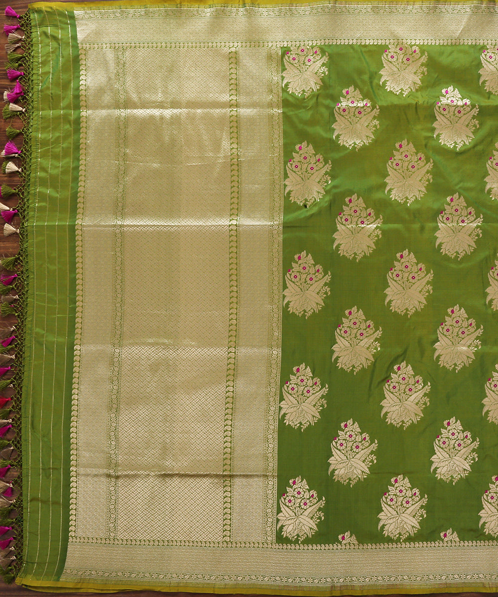 Henna_Green_Handloom_Banarasi_Katan_Silk_Dupatta_with_Floral_Bunches_WeaverStory_02