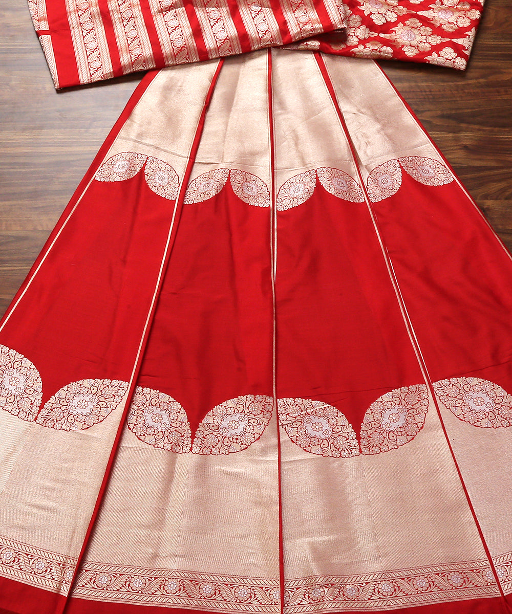 Handloom_Red_Banarasi_Katan_Silk_Lehenga_with_Broad_Border_WeaverStory_02
