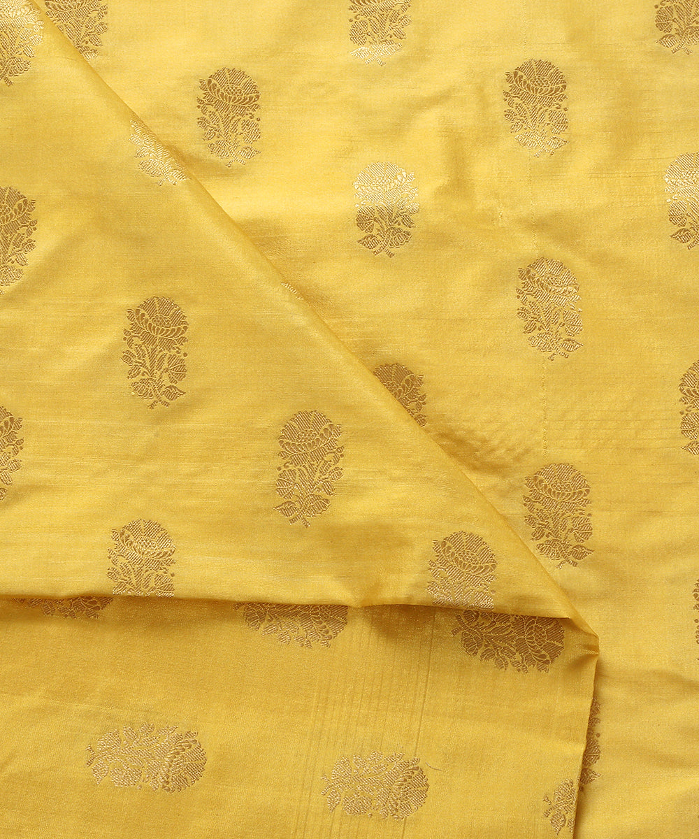 Yellow_Pure_Katan_Silk_Banarasi_Handloom_Fabric_with_Mughal_Phool_Patti_Motifs_WeaverStory_02