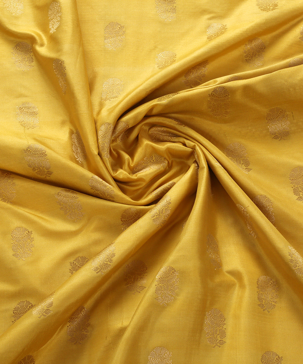 Yellow_Pure_Katan_Silk_Banarasi_Handloom_Fabric_with_Mughal_Phool_Patti_Motifs_WeaverStory_05