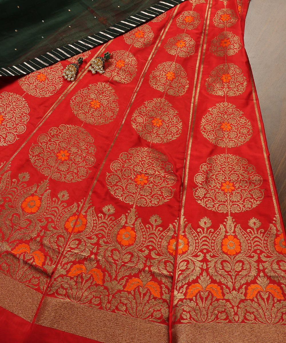 Handloom_Red_Pure_Katan_Silk_Banarasi_Lehenga_With_Antique_Zari_And_Meenakari_WeaverStory_01