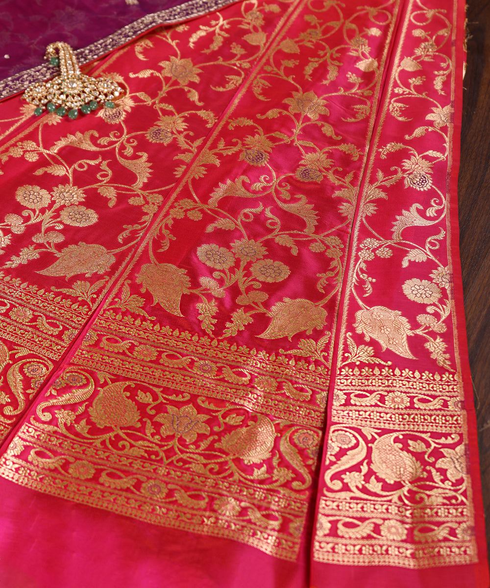Handloom_Pink_Dual_Tone_Pure_Katan_Silk_Banarasi_Lehenga_With_Meenakari_WeaverStory_01
