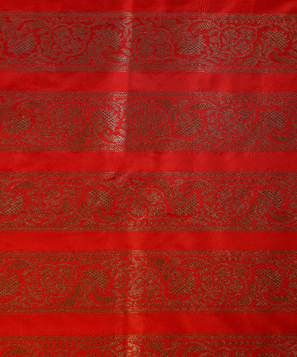 Handloom_Red_Pure_Katan_Silk_Banarasi_Lehenga_With_Antique_Zari_WeaverStory_06