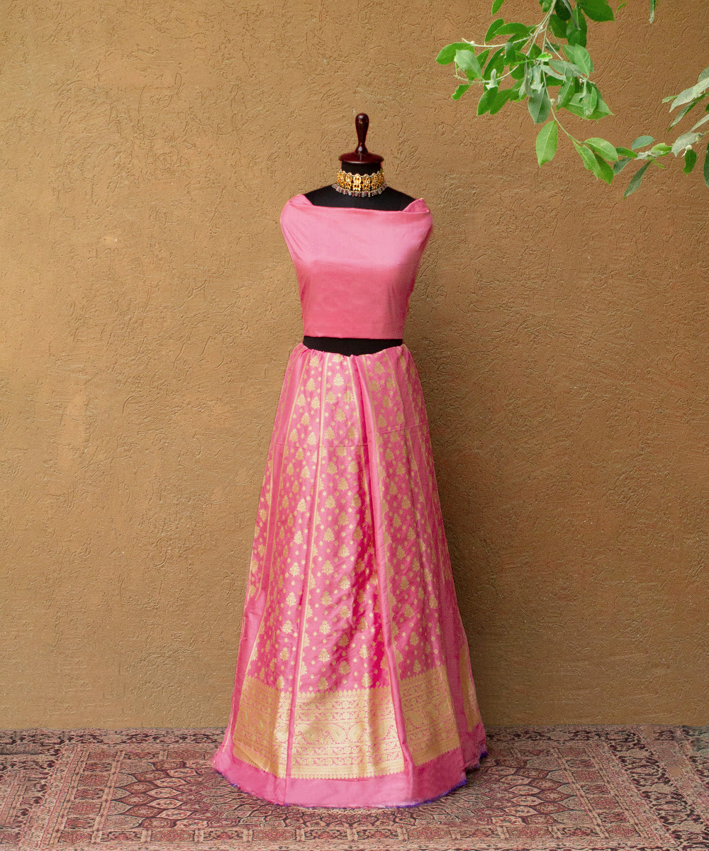 Handloom_Light_Pink_Pure_Katan_Silk_Banarasi_Kalidar_Lehenga_WeaverStory_01
