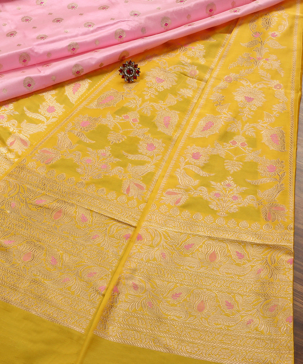 Yellow_Handloom_Pure_Katan_Silk_Banarasi_Lehenga_With_Pink_Meenakari_WeaverStory_01