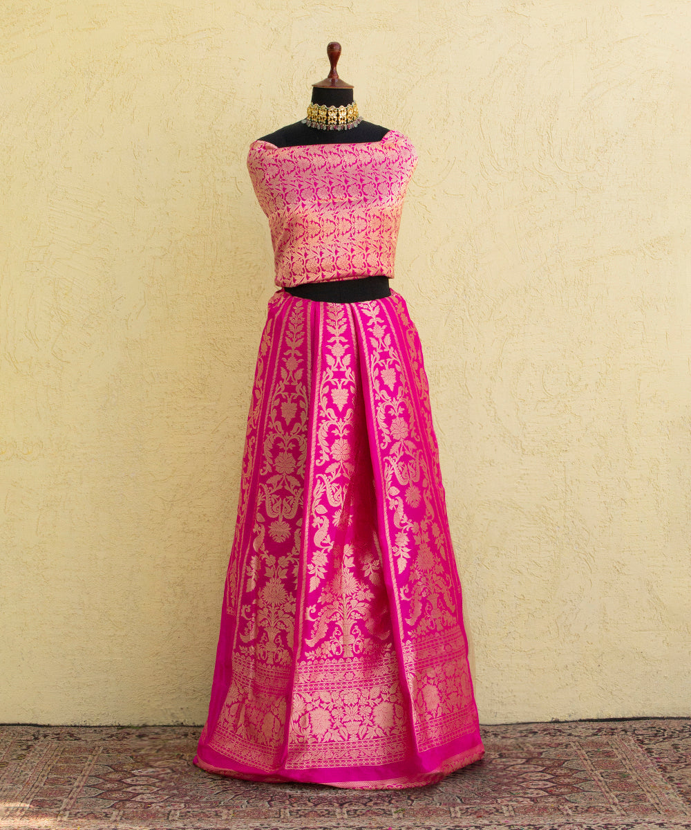 Handloom_Rani_Pink_Mehraab_Jaal_Pure_Katan_Silk_Banarasi_Lehenga_WeaverStory_03