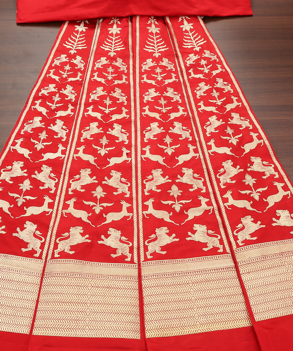 Red_Handloom_Pure_Katan_Silk_Bharatpur_Shikargah_Banarasi_Lehenga_WeaverStory_02