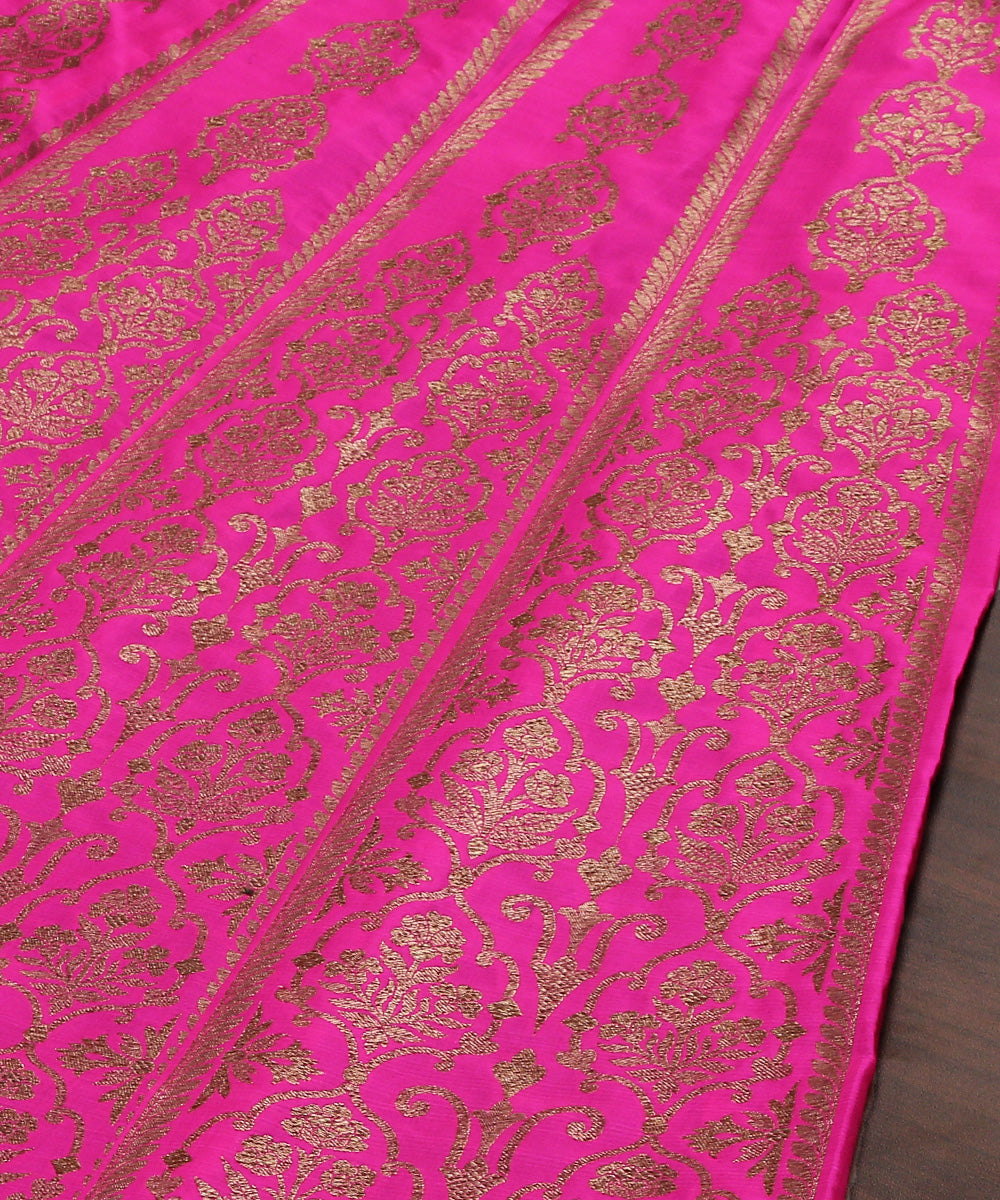 Magenta_Handloom_Antique_Zari_Pure_Katan_Silk_Banarasi_Lehenga_WeaverStory_03