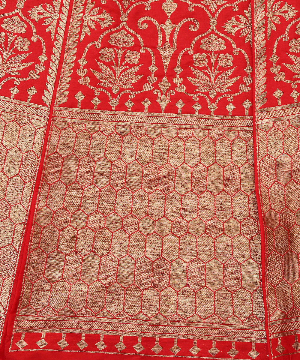 Handloom_Red_Pure_Katan_Silk_Banarasi_Lehenga_with_Antique_Zari_WeaverStory_04