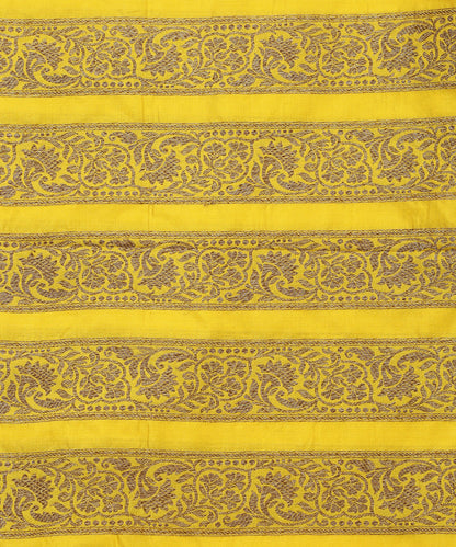Yellow_Handloom_Pure_Katan_Silk_Banarasi_Lehenga_With_Antique_Zari_WeaverStory_05