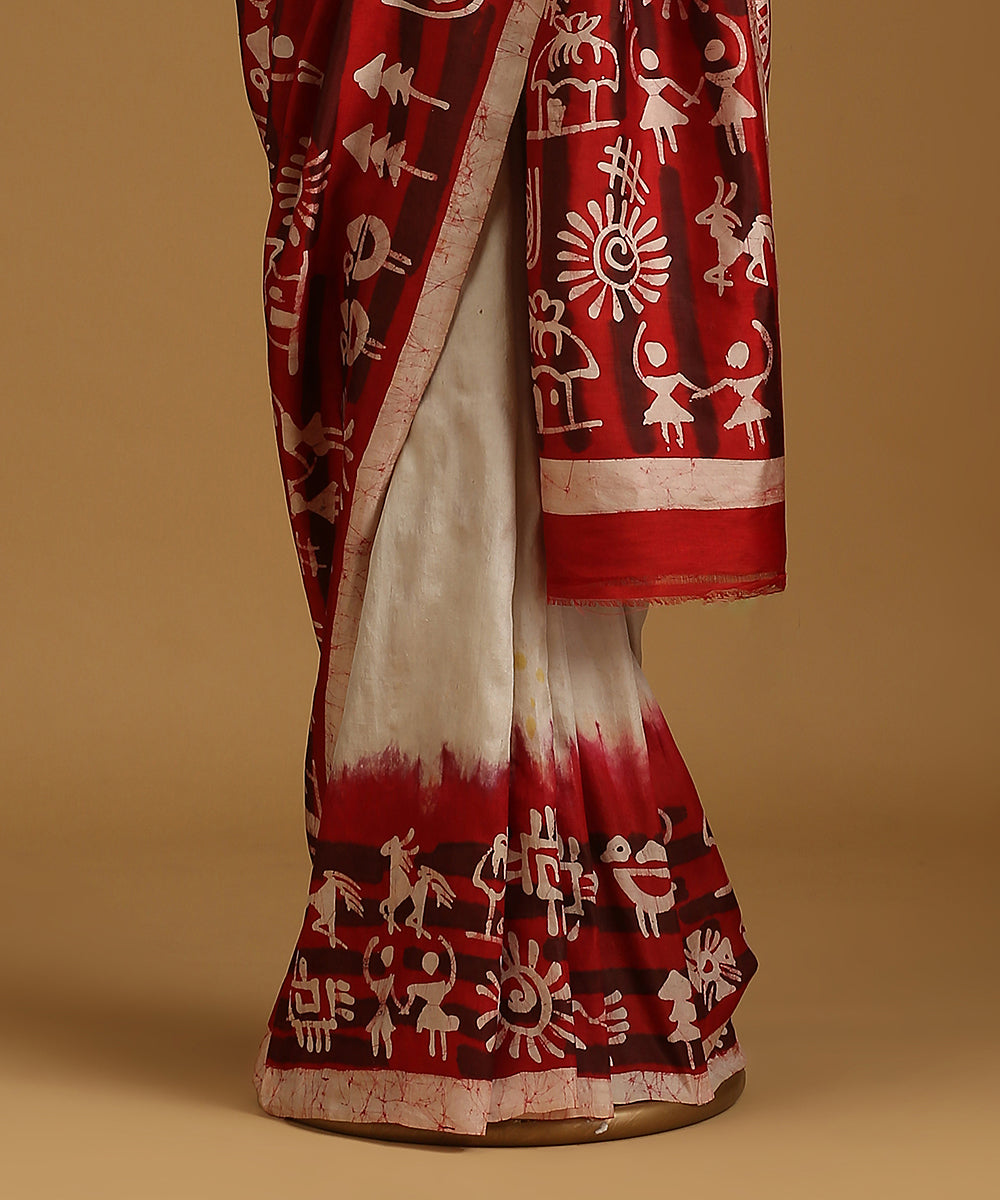 Offwhite_And_Red_Handloom_Pure_Mulberry_Silk_Hand_Batik_Saree_With_Tribal_Motifs_WeaverStory_03