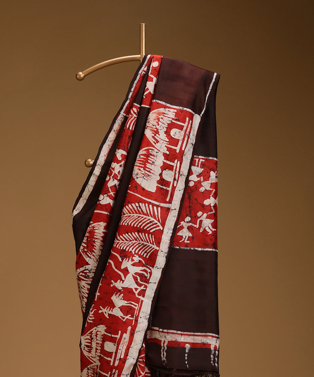 Handloom_Red_and_Brown_Hand_Batik_Mulberry_Silk_Saree_With_Tribal_Motifs_on_Border_WeaverStory_02