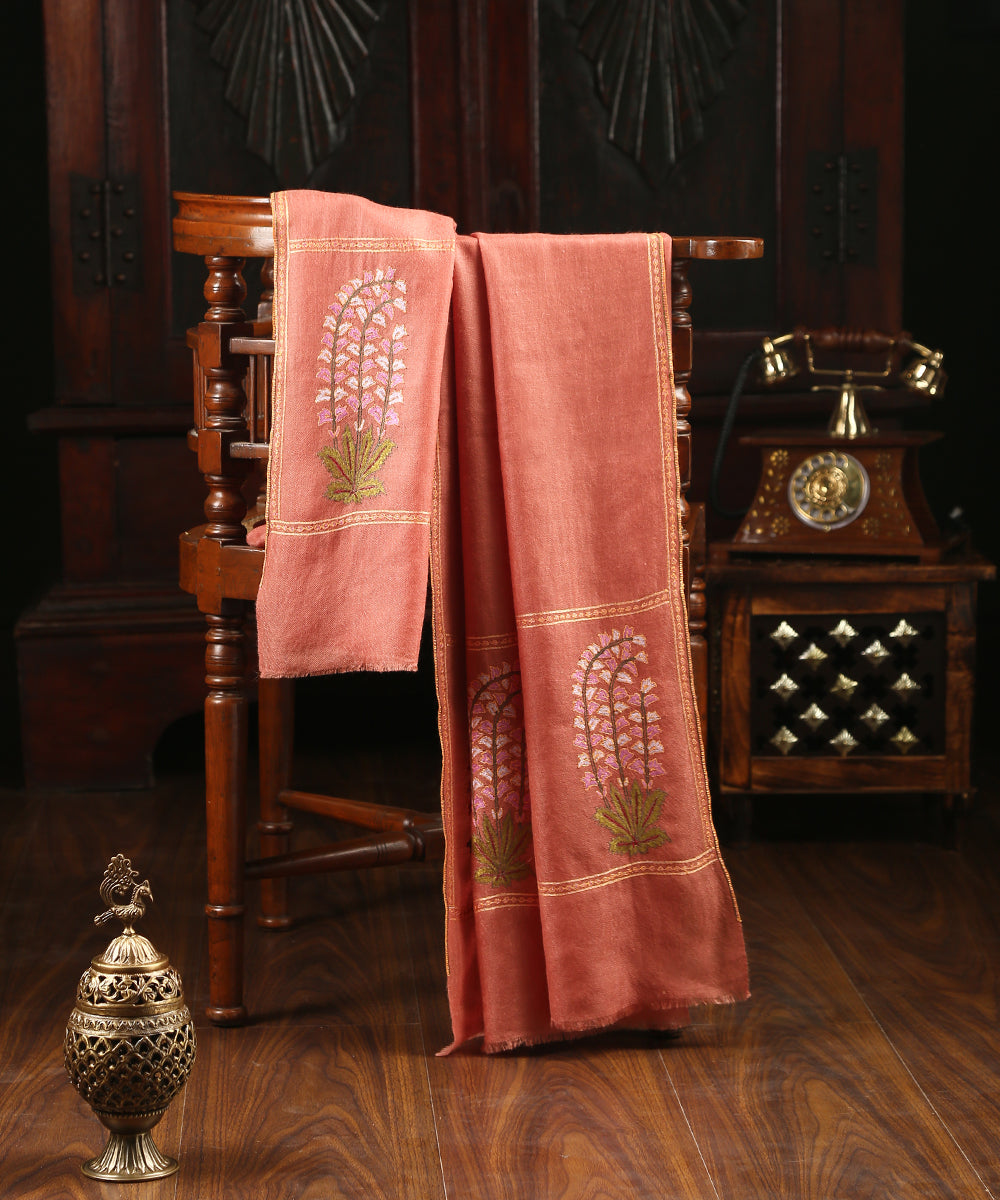 Peach_Floral_Bootidar_Handwoven_Pure_Pashmina_Stole_with_Sozni_Kari_Embroidery_WeaverStory_01