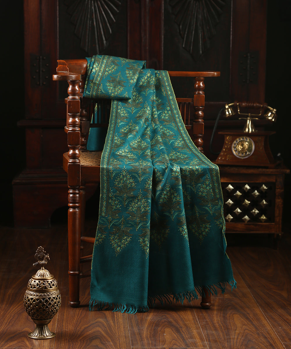 Green_Color_Handwoven_Pure_Pashmina_Stole_with_Paper_Mache_Work_WeaverStory_01