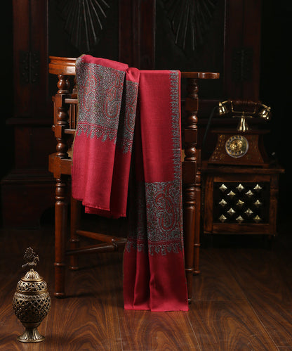 Red_Handwoven_Pure_Pashmina_Stole_with_Sozni_Work_WeaverStory_01