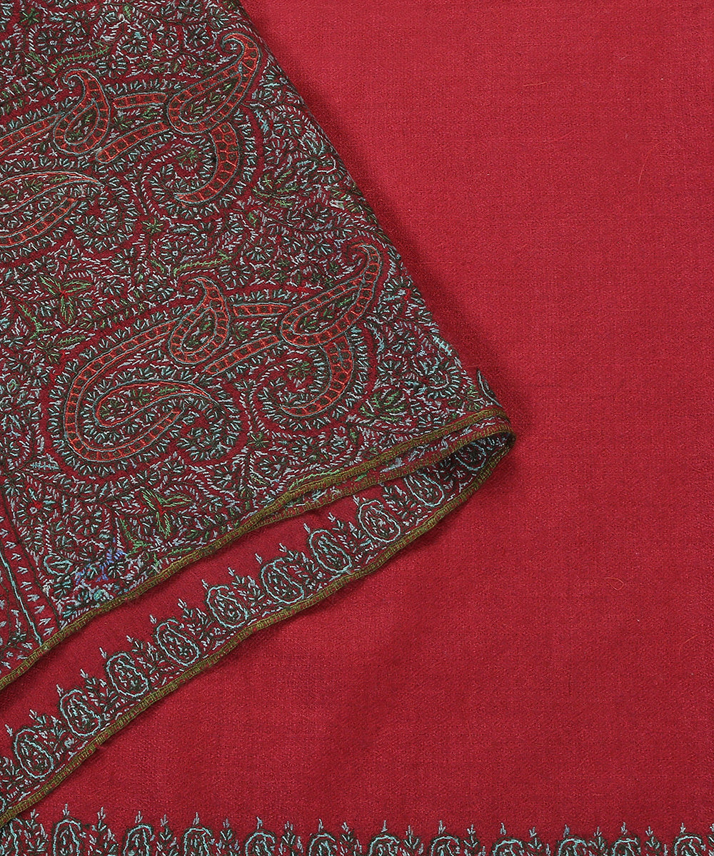 Red_Handwoven_Pure_Pashmina_Stole_with_Sozni_Work_WeaverStory_02