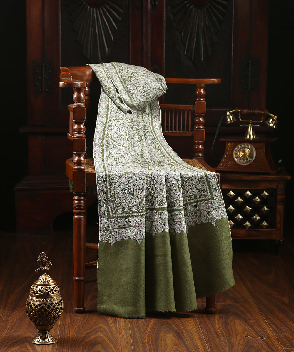 Handwoven_Pure_Pashmina_Jamawar_Shawl_in_olive_color_with_Sozni_Work_WeaverStory_01