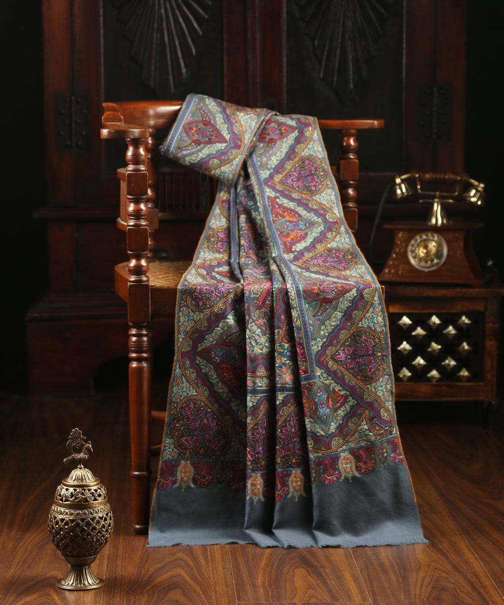 Multicolored_Handwoven_Pure_Pashmina_Shawl_with_Antique_Trace_Work_WeaverStory_01