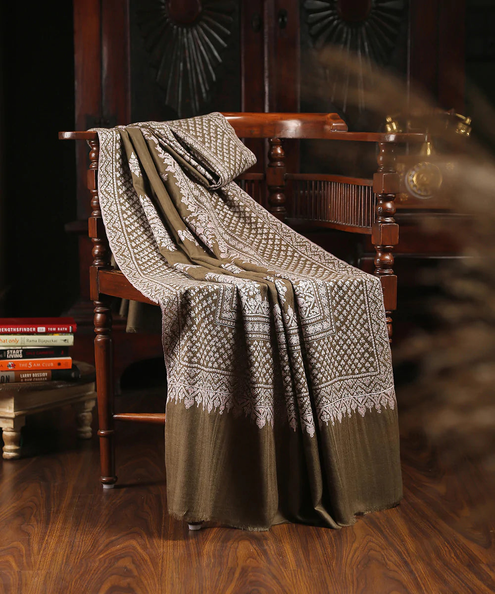 Olive_Green_Handwoven_Pure_Pashmina_Shawl_With_Heavy_Hand_Embroidered_Border_WeaverStory_01