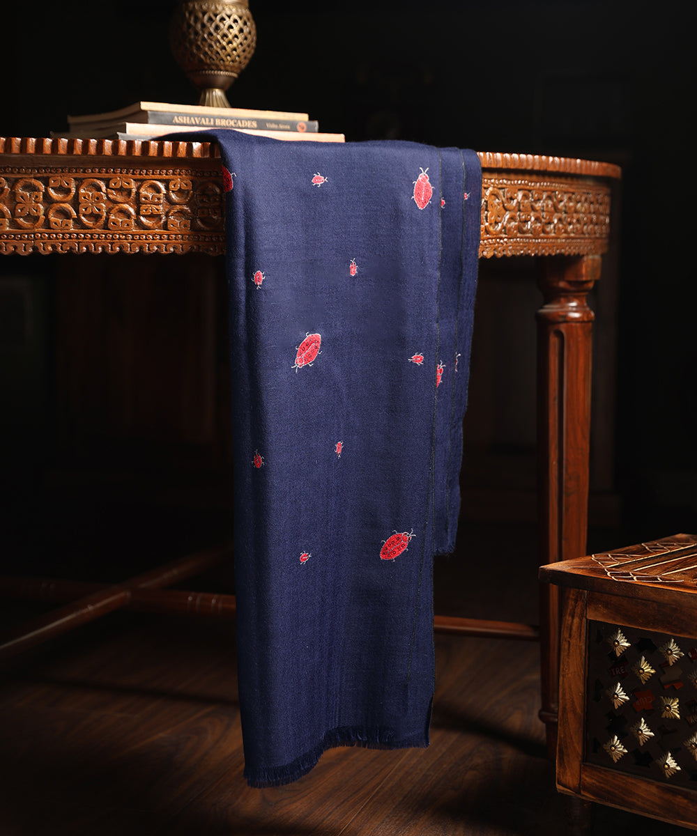 Handwoven_Navy_Blue_Pure_Pashmina_Shawl_With_Paper_Machw_Work_WeaverStory_01