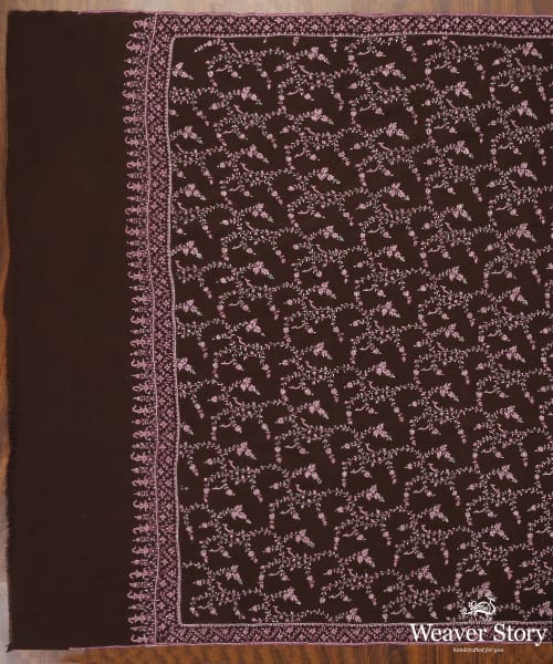 Dark_Brown_Handwoven_Pure_Pashmina_Shawl_With_Soznikari_Jaal_WeaverStory_02
