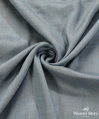 Handwoven_Pastel_Grey_Double_Shade_Pure_Pashmina_Tilla_Shawl_WeaverStory_06