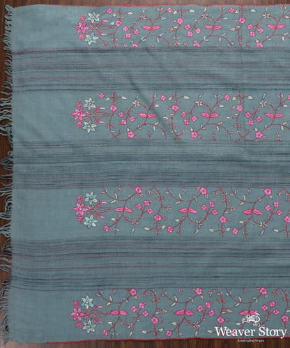 Handwoven_Turqoise_Pure_Pashmina_Stole_With_Paper_Mache_Work_WeaverStory_02
