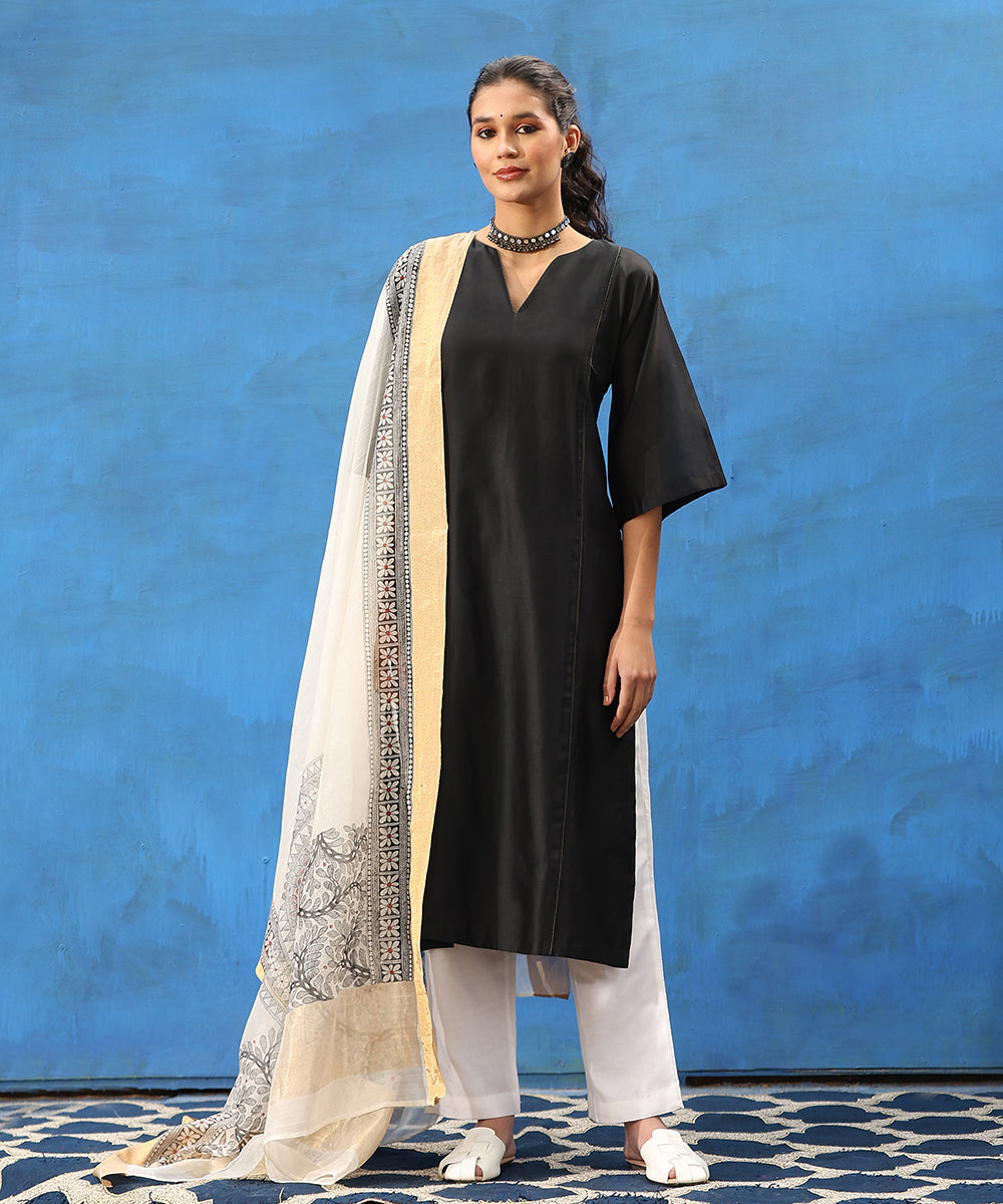 Black_Handloom_Pure_Chanderi_Kurta_Set_With_Hand_Painted_Madhubani_Dupatta_WeaverStory_01