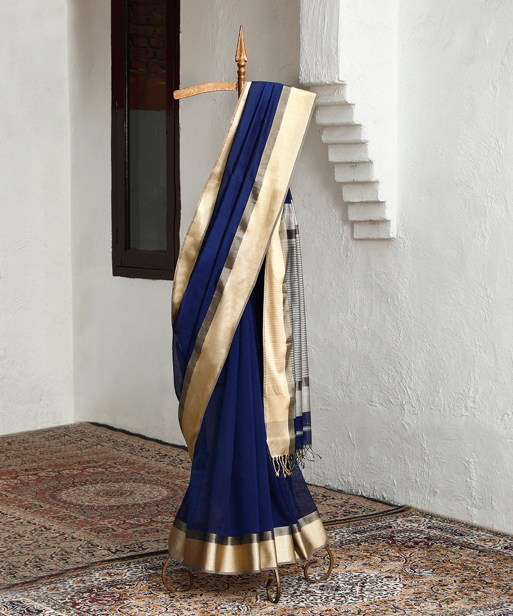 Blue_Handloom_Pure_Cotton_Silk_Maheshwari_Saree_With_Grey_Palla_And_Gold_Zari_And_Resham_Border_WeaverStory_01