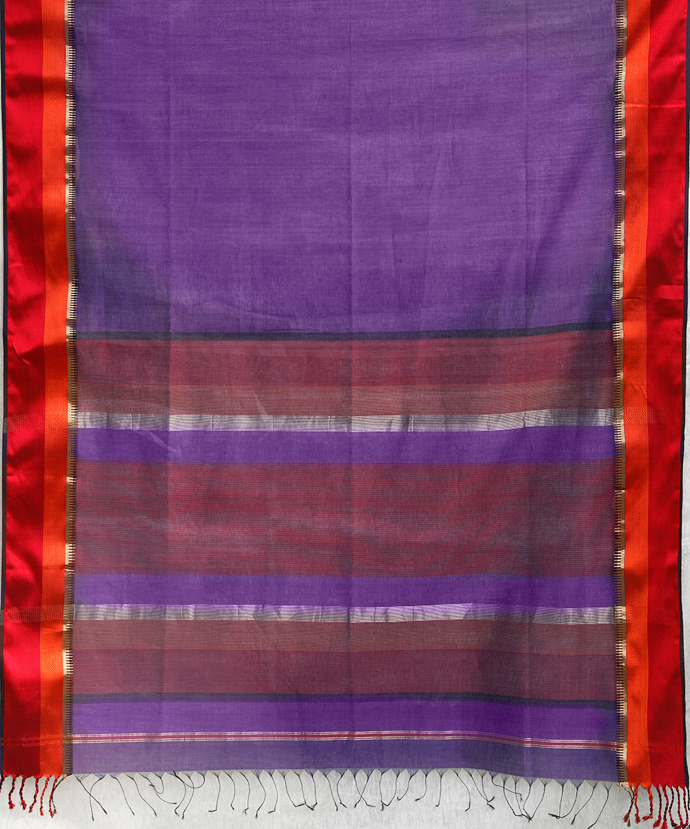 Handloom_Purple_Pure_Cotton_Silk_Maheshwari_Saree_With_Red_And_Orange_Border_WeaverStory_04