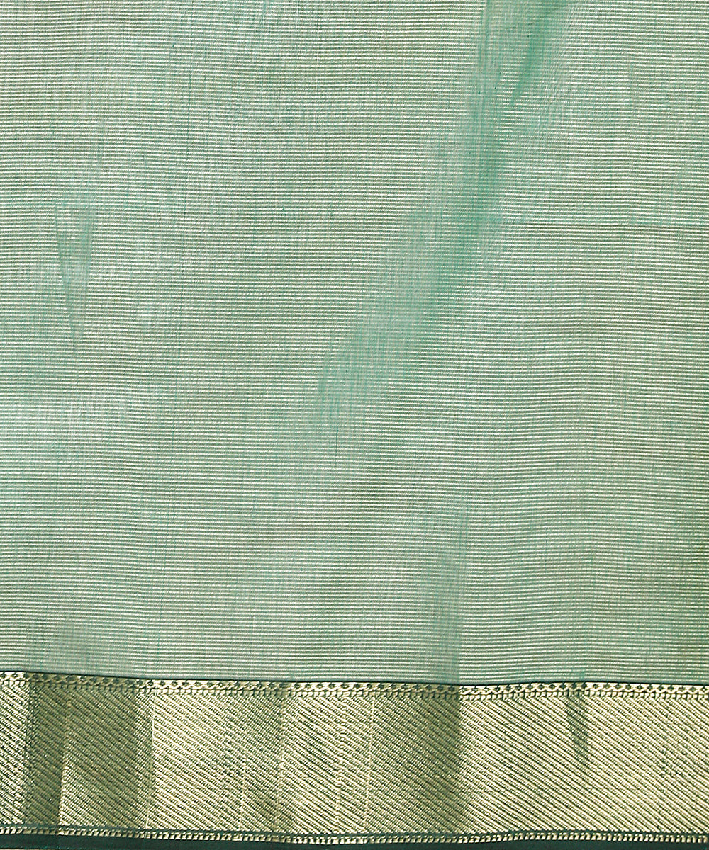 Handloom_Green_And_Gold_Pure_Tissue_Silk_Maheshwari_Saree_WeaverStory_05