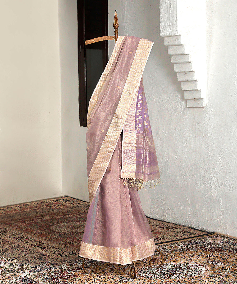 Handloom_Light_Mauve_Pure_Tissue_Silk_Maheshwari_Saree_With_Zari_Border_WeaverStory_01
