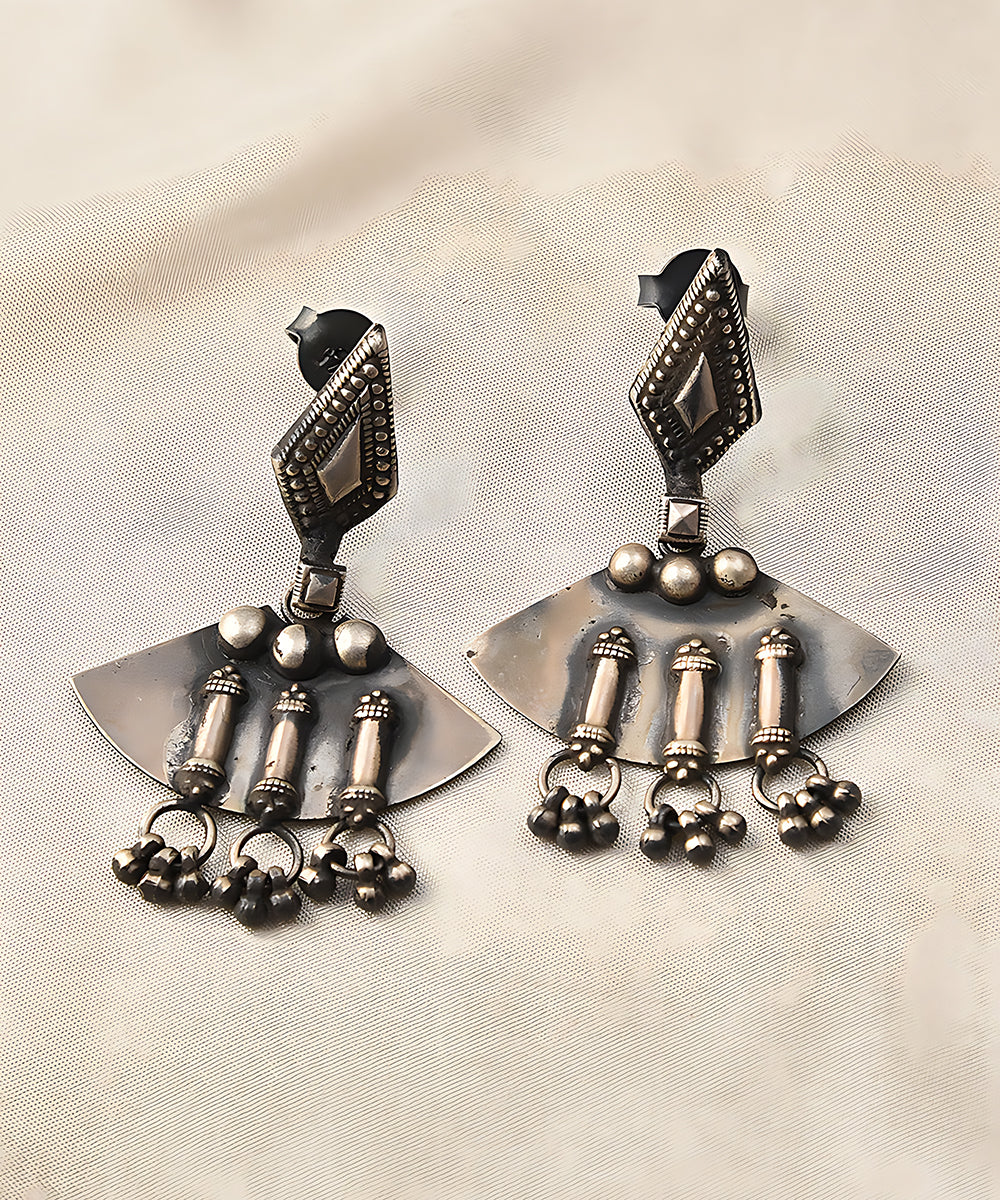 Ayman_Handcrafted_Pure_Silver_Earrings_WeaverStory_01