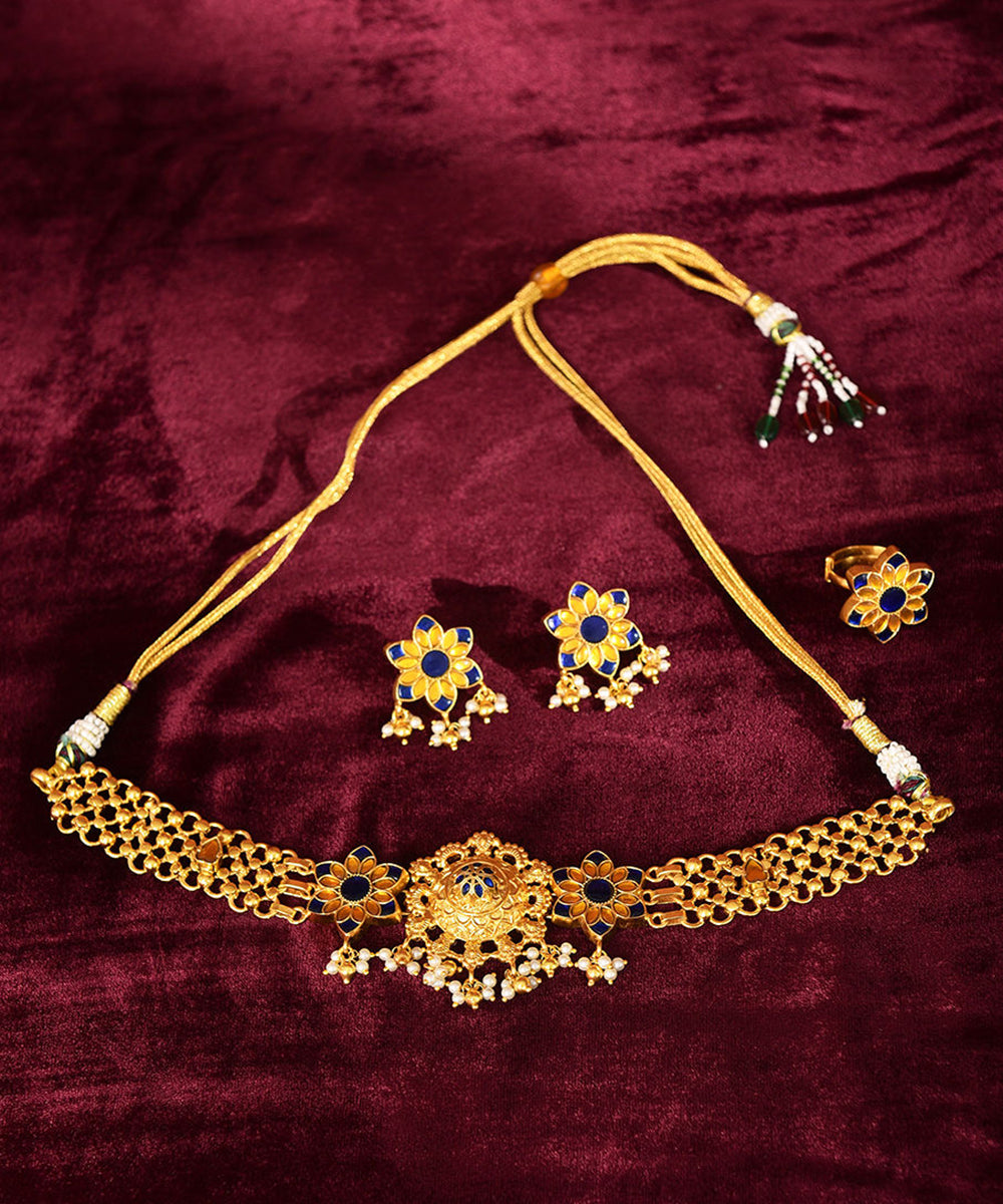 Kunjari_Blue_Handcrafted_Pure_Silver_Necklace_Set_With_Ring_WeaverStory_02