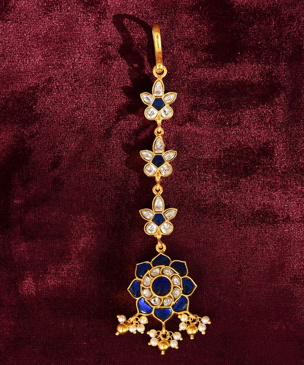 Swapan_Handcrafted_Pure_Silver_Maangtika_With_Kundan_WeaverStory_02
