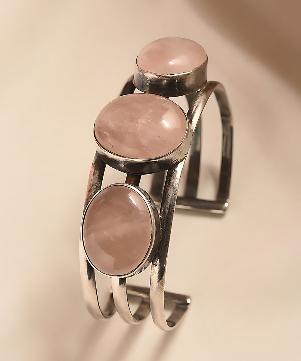 Taima_Handcrafted_Pure_Silver_Bangle_With_Rose_Quartz_WeaverStory_02