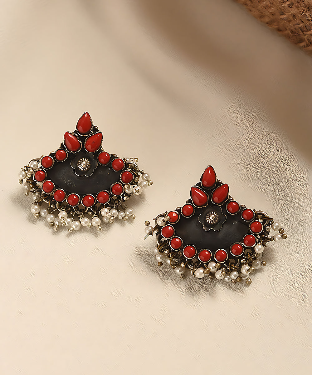 Naif_Handcrafted_Pure_Silver_Earrings_With_Coral_Stones_WeaverStory_01