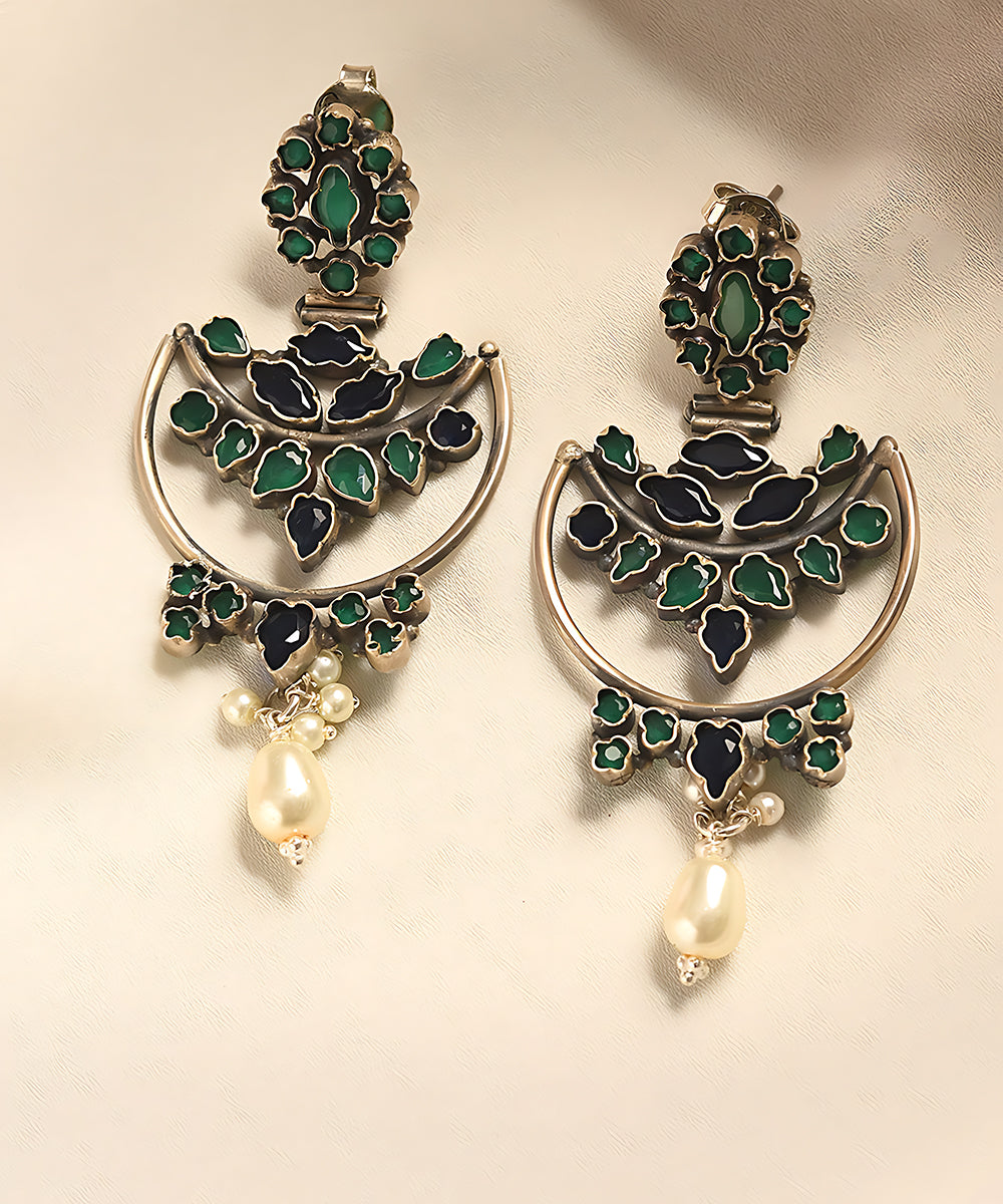 Usain_Handcrafted_Pure_Silver_Earrings_With_Sapphire_WeaverStory_01