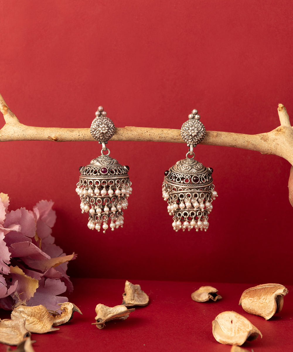 Bashita_Handcrafted_Oxidised_Pure_Silver_Earrings_With_Kempstones_And_Pearls_WeaverStory_01
