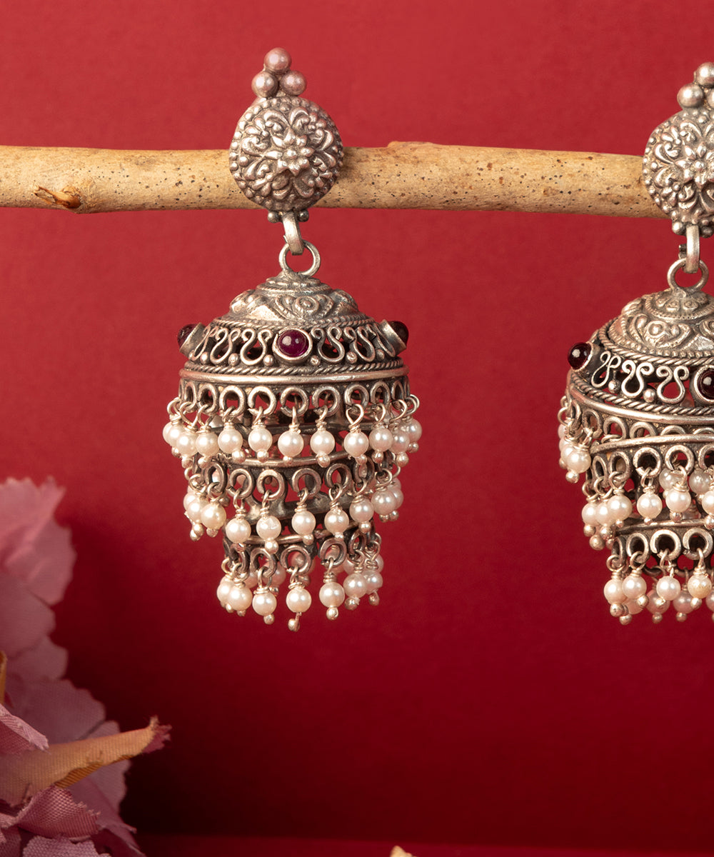 Bashita_Handcrafted_Oxidised_Pure_Silver_Earrings_With_Kempstones_And_Pearls_WeaverStory_02