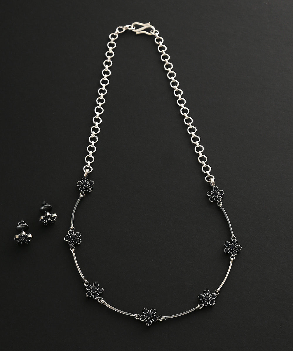 Afifa_Black_Handcrafted_Oxidised_Necklace_Set_In_Pure_Silver_WeaverStory_02
