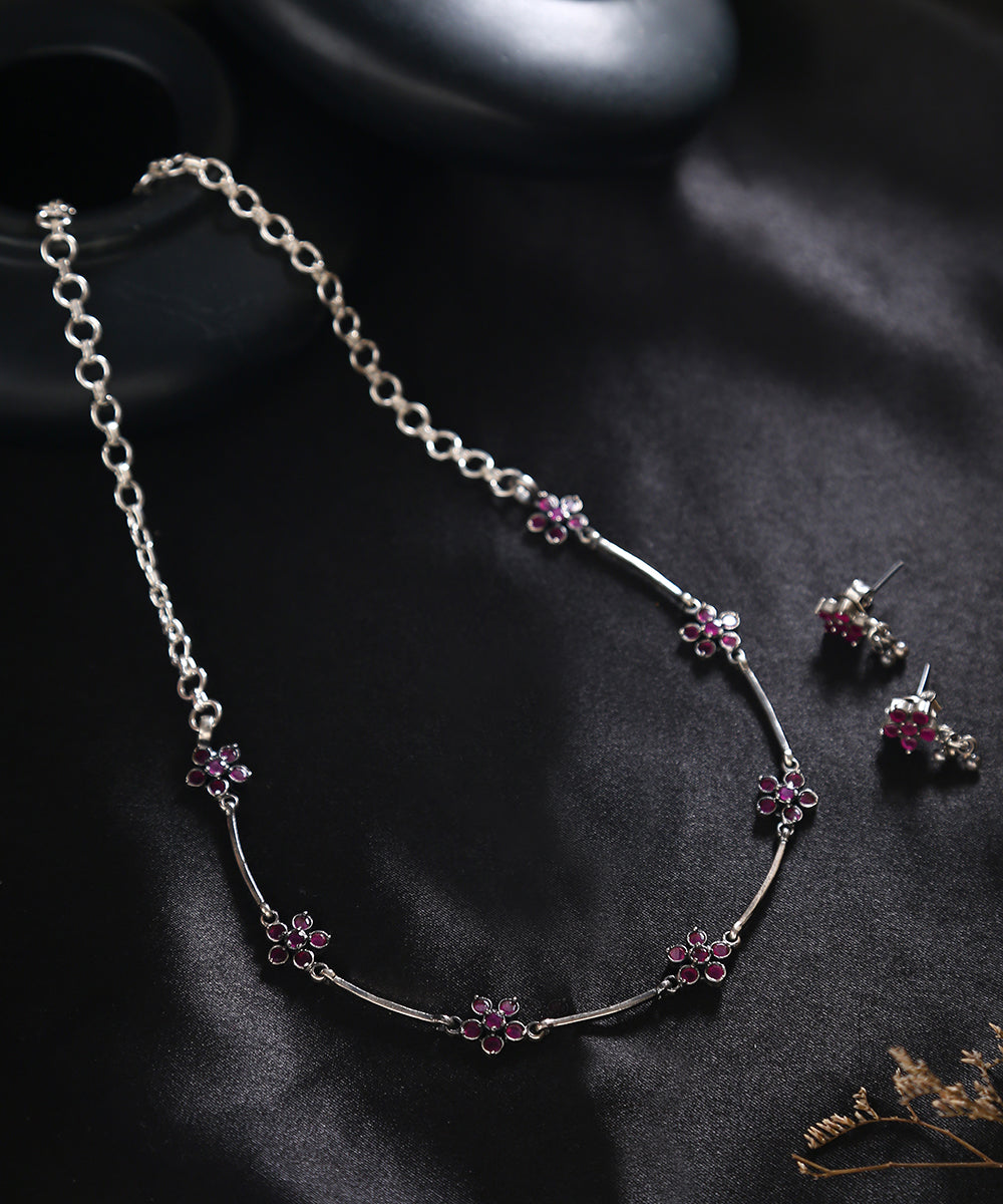 Fareen_Handcrafted_Oxidised_Pure_Silver_Necklace_Set_WeaverStory_01