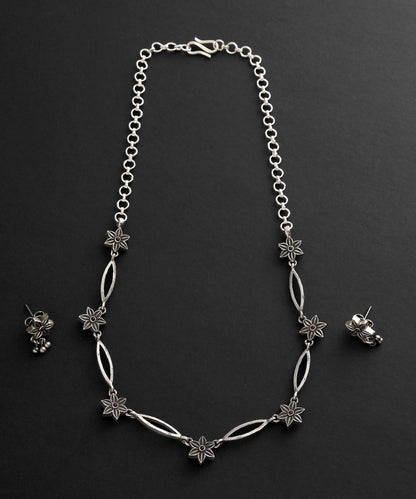 Hadith_Handcrafted_Oxidised_Pure_Silver_Necklace_Set_With_Flower_Motifs_WeaverStory_02